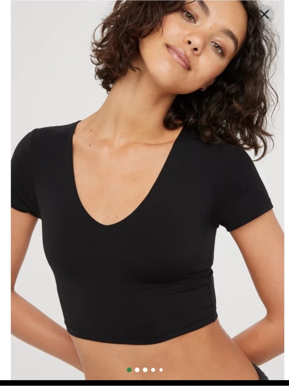 OFFLINE by Aerie Real Me Black V-Neck Short Sleeve Crop Top